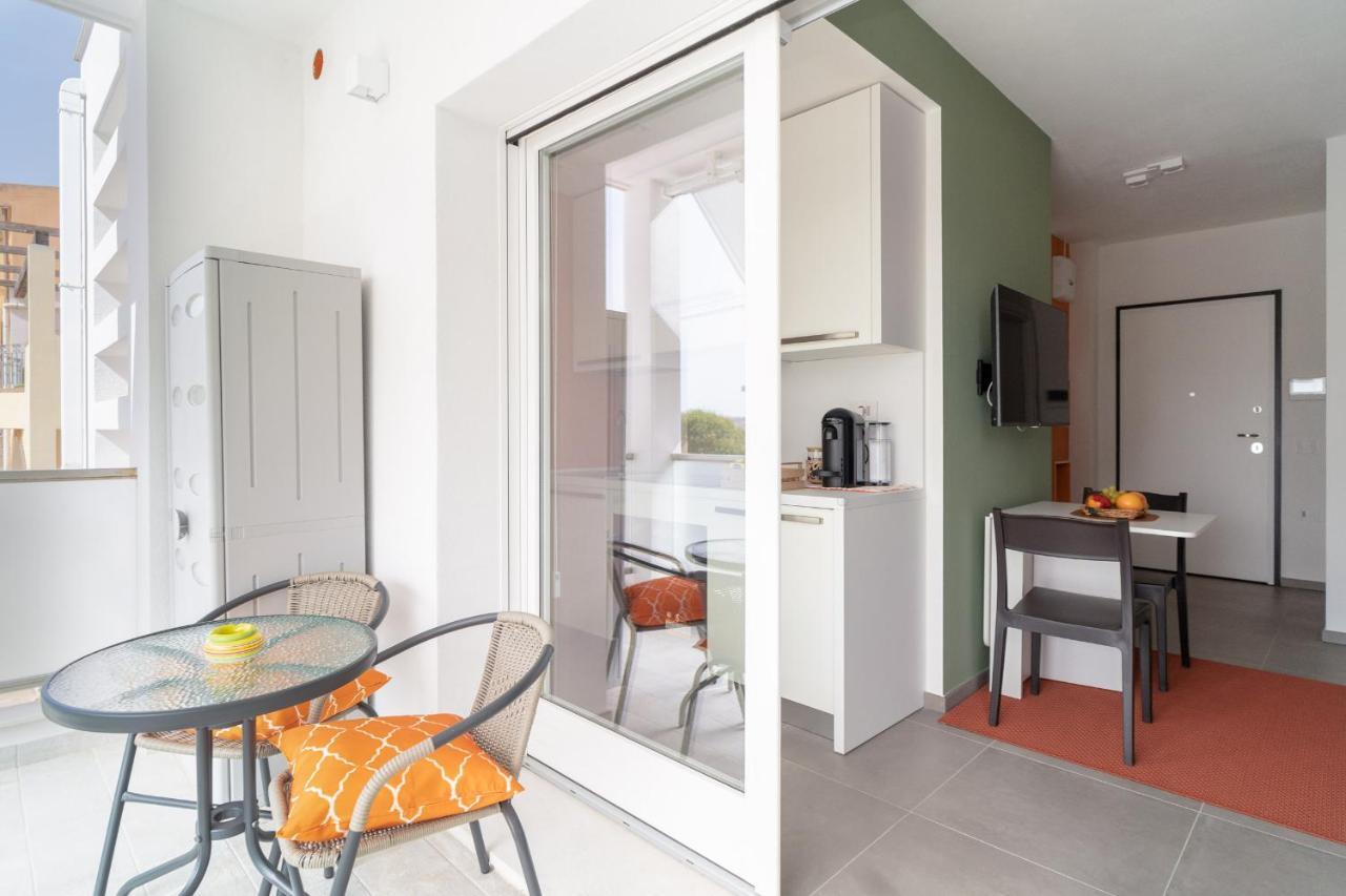 Louxory Accomodation Cagliari Apartment Exterior foto