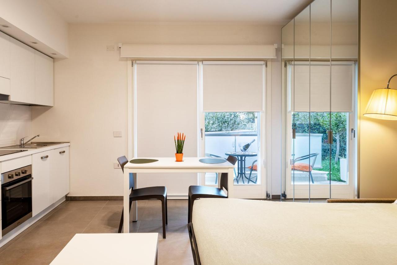 Louxory Accomodation Cagliari Apartment Exterior foto