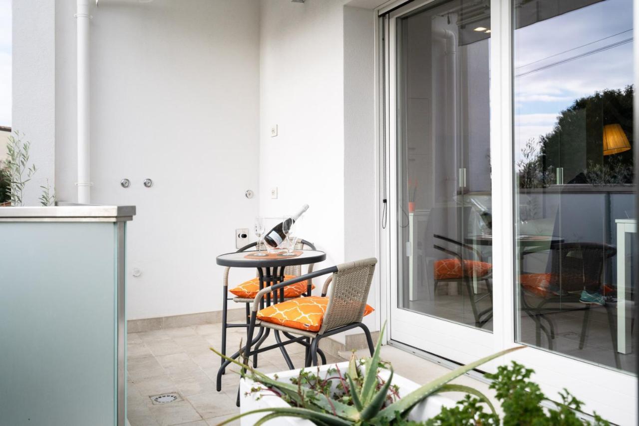 Louxory Accomodation Cagliari Apartment Exterior foto